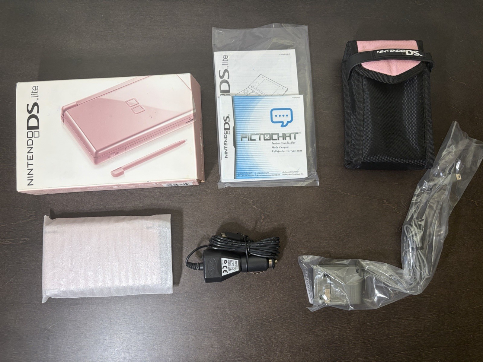 Near Mint – Nintendo DS Lite Handheld System – Pink Metallic Rose – Extras