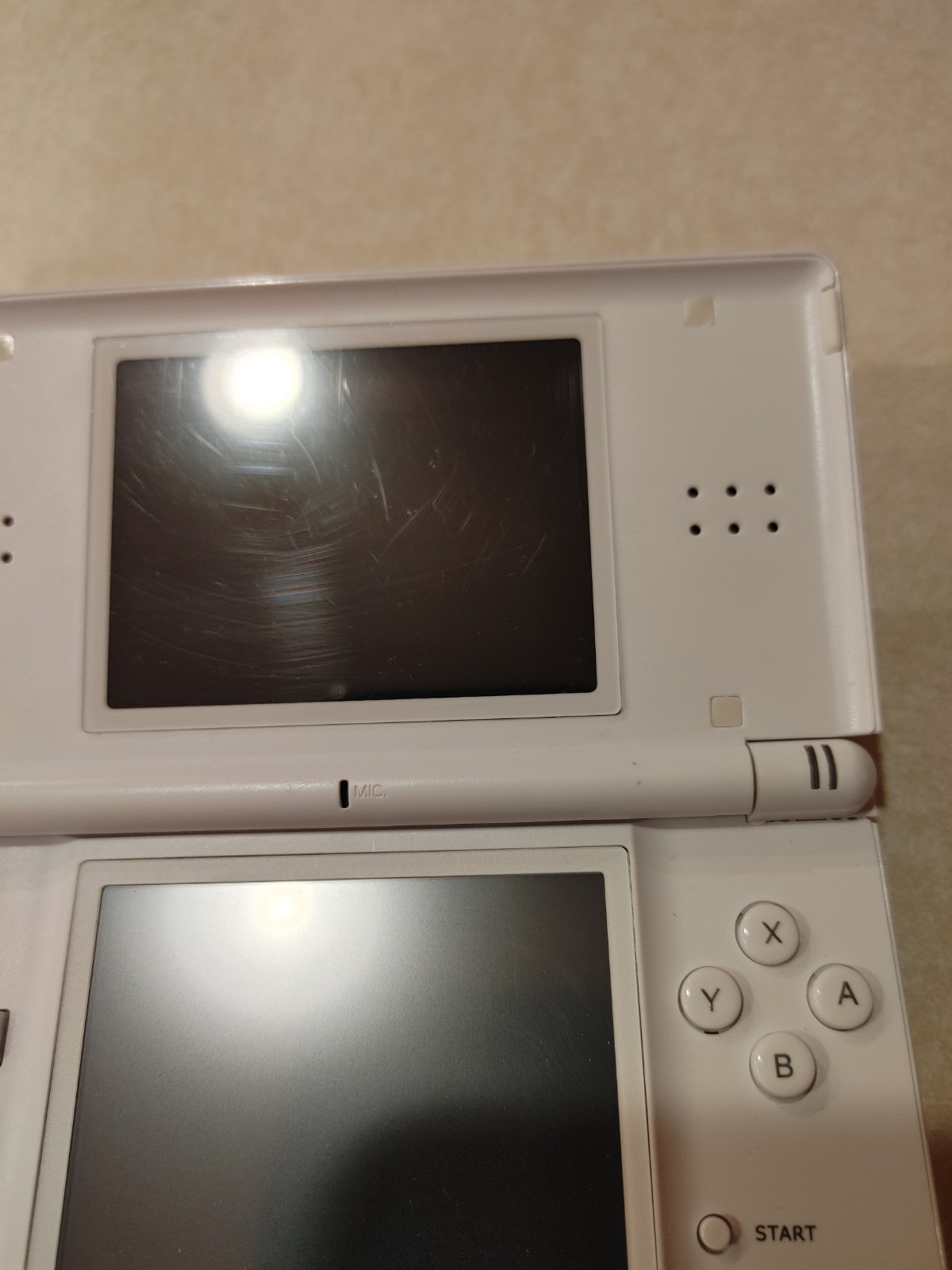 Nintendo DS Lite USG-001 Polar White w/stylus gba dust cover all OEM