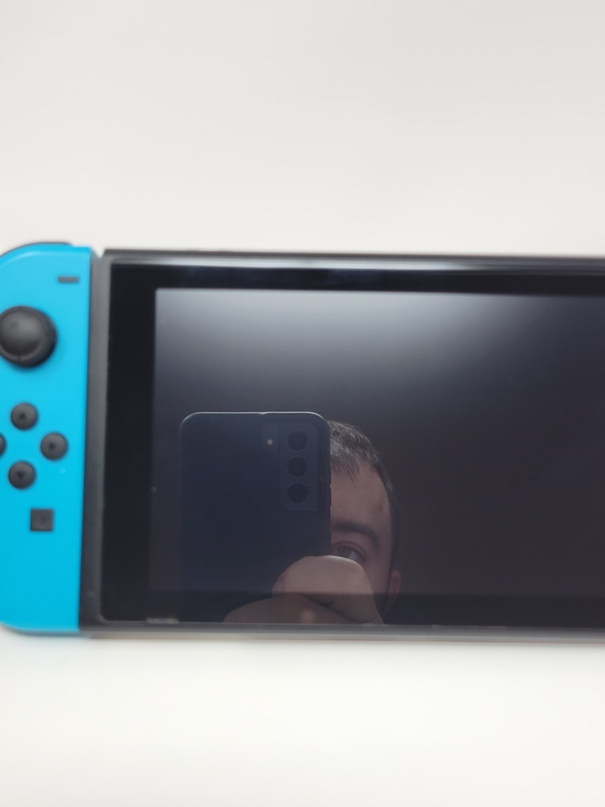 Nintendo Switch Console Neon Blue Red Joycons w/ Mario Odyssey Smash & Strikers