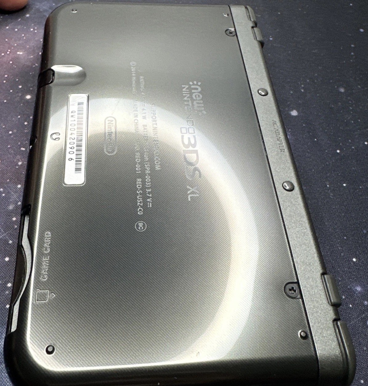 Nintendo New 3DS XL – Metallic Black – Excellent Condition – 512gb SD included