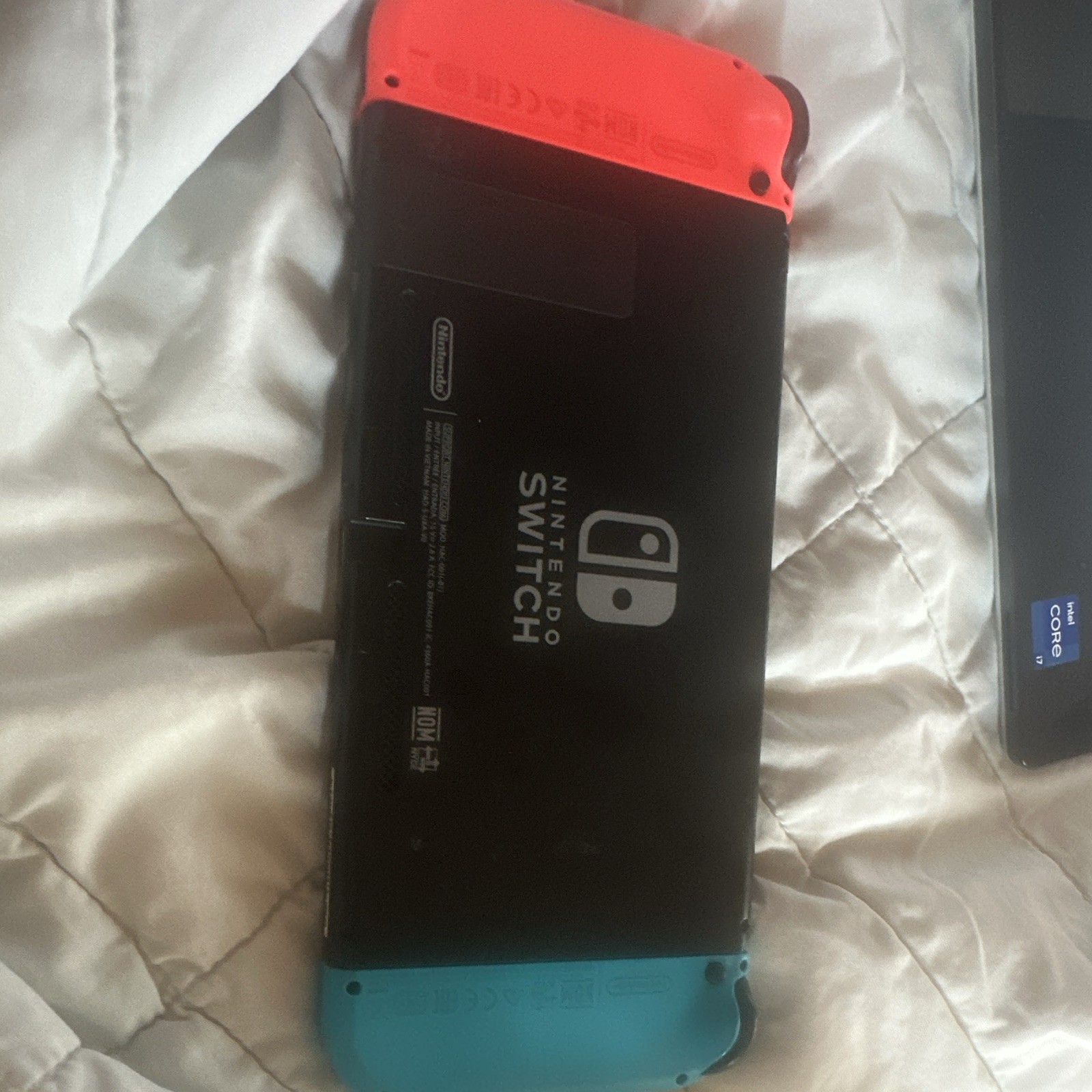 Nintendo Switch Console Neon Red/Blue Joy-Con 32GB Touchscreen 720p USB-C