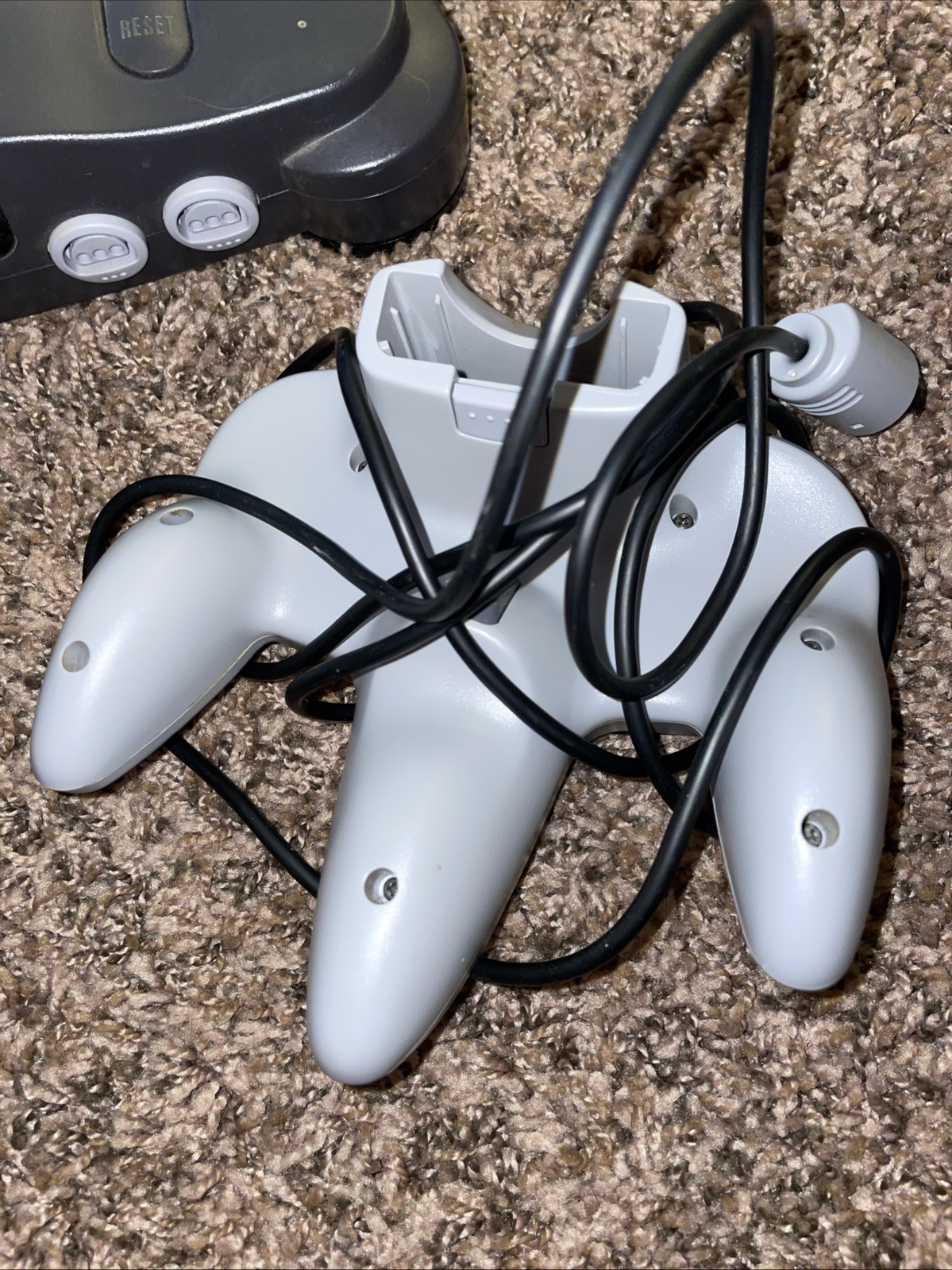 NINTENDO N64 CONSOLE NUS-001 WITH 1 CONTROLLER & CABLES – TESTED