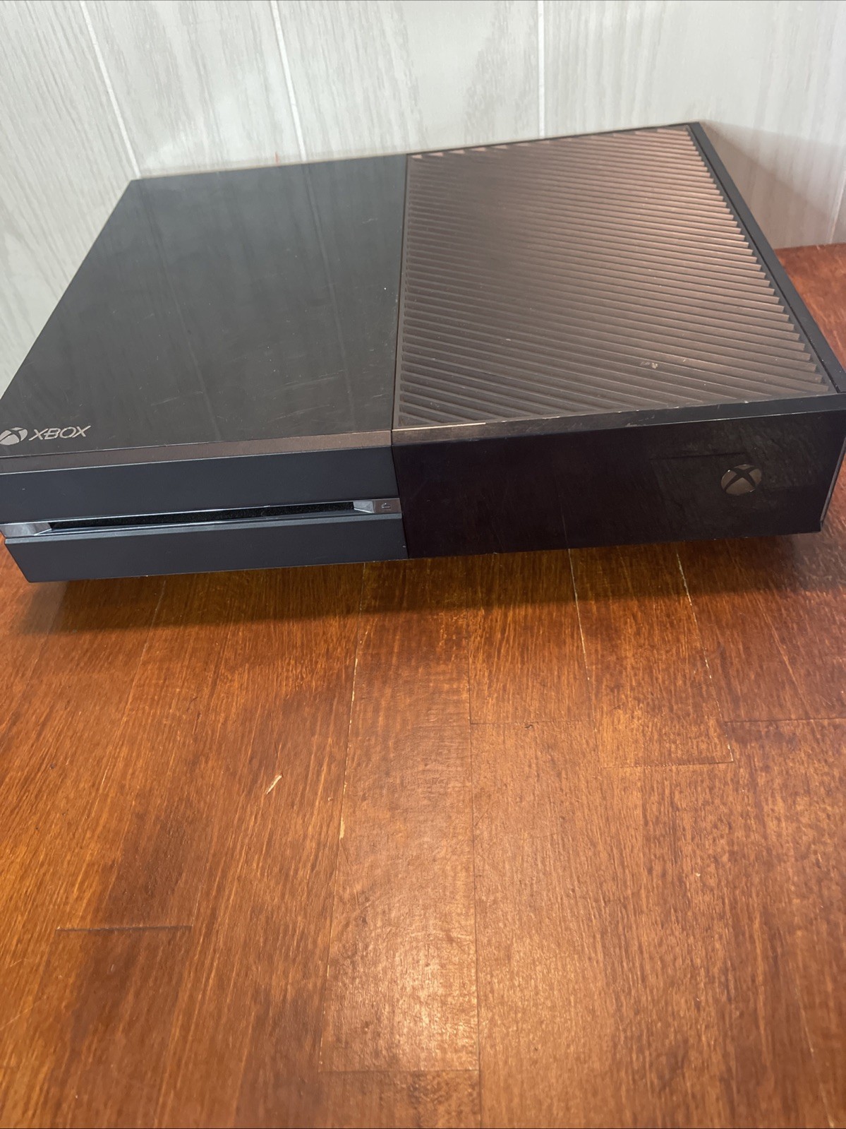 Microsoft Xbox One 1540 500GB Gaming Console
