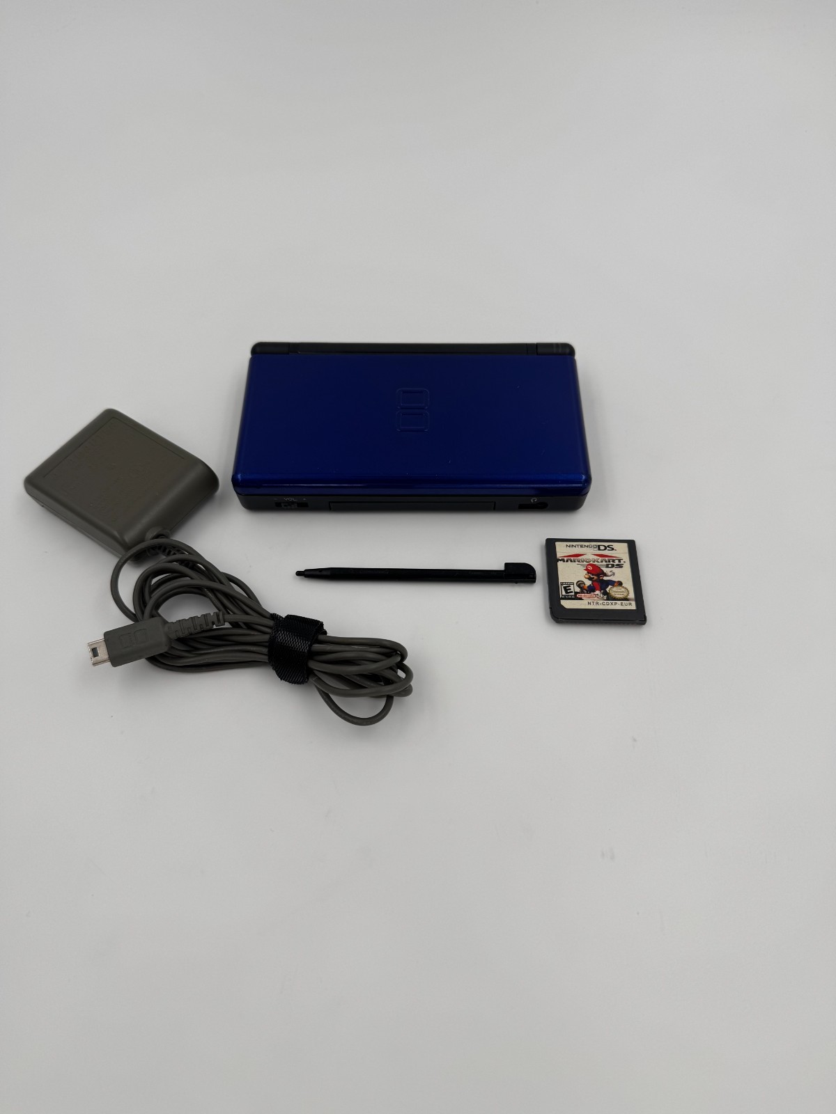 Nintendo DS Lite Cobalt Blue Black Console Bundle Charger Stylus Mario Kart DS