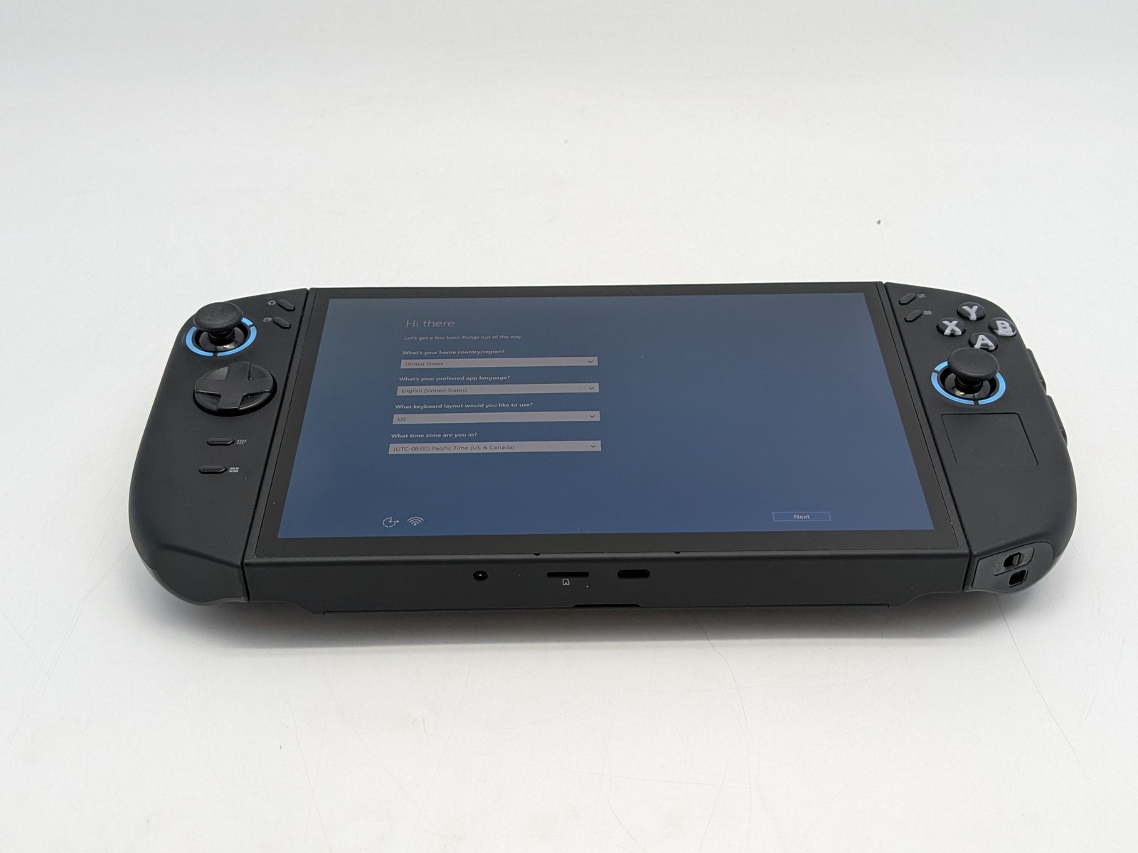Lenovo Legion Go 2 8.8″ Handheld Gaming Console 32GB 1TB 144Hz OLED (83N0000BUS)