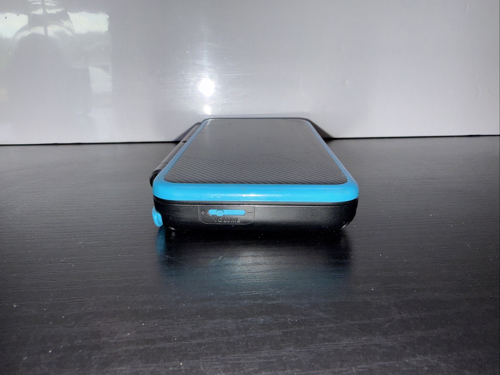 Nintendo 2DS XL Handheld 4GB – Blue And Black
