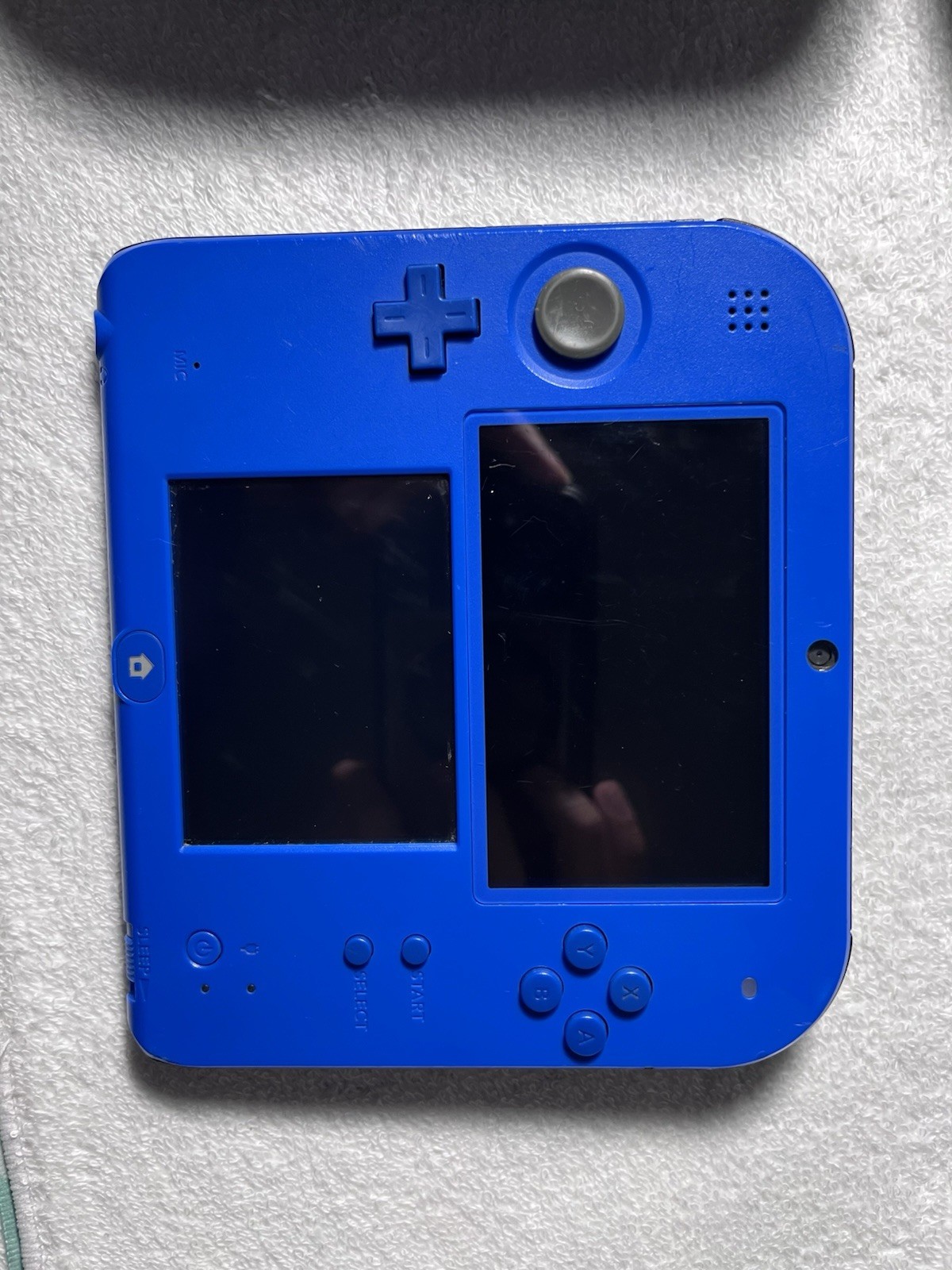 Nintendo 2DS Blue 4GB Handheld System Wi-Fi w/ Case & AC Adapter