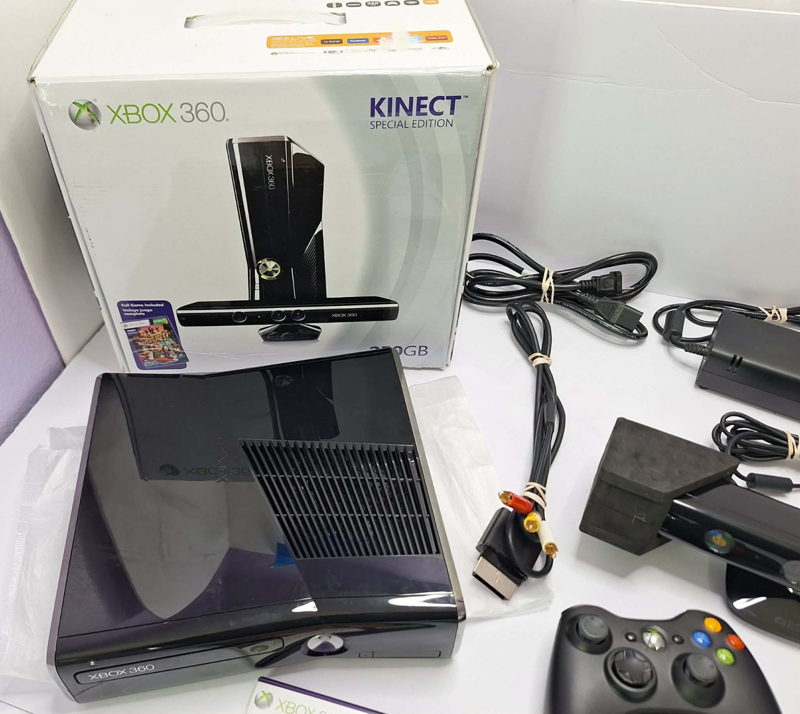 Xbox 360 S – Matte Black Model 1439 W/ 250g HD Controller Power And Games