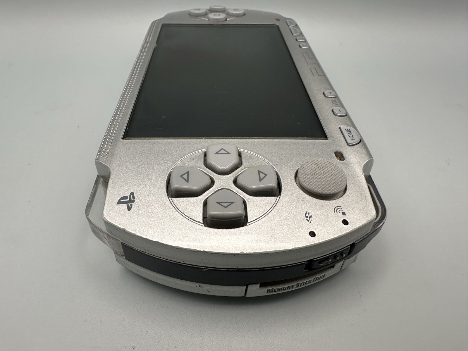 Sony PSP 1000 Silver Console Region Free JP Tested w/ new battery, charger