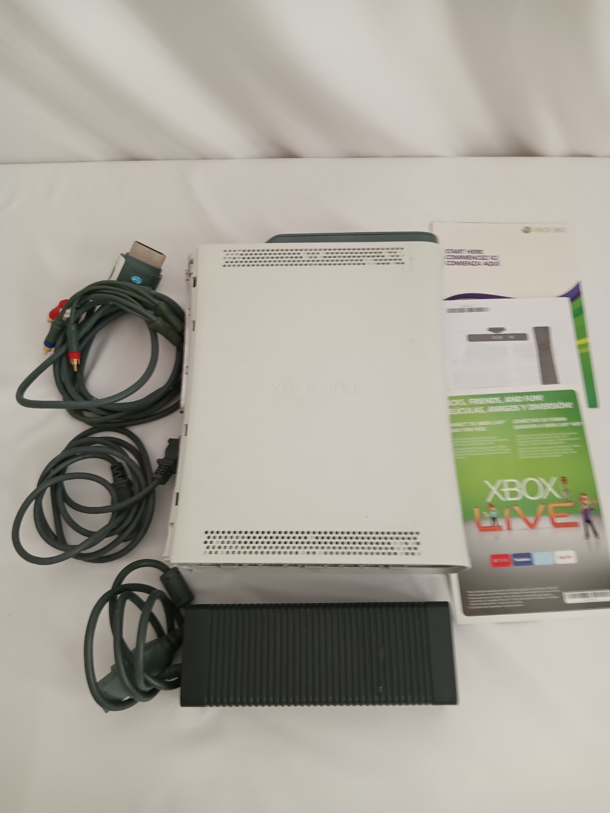 Microsoft XBOX 360 Console Model 1439 For Parts Only