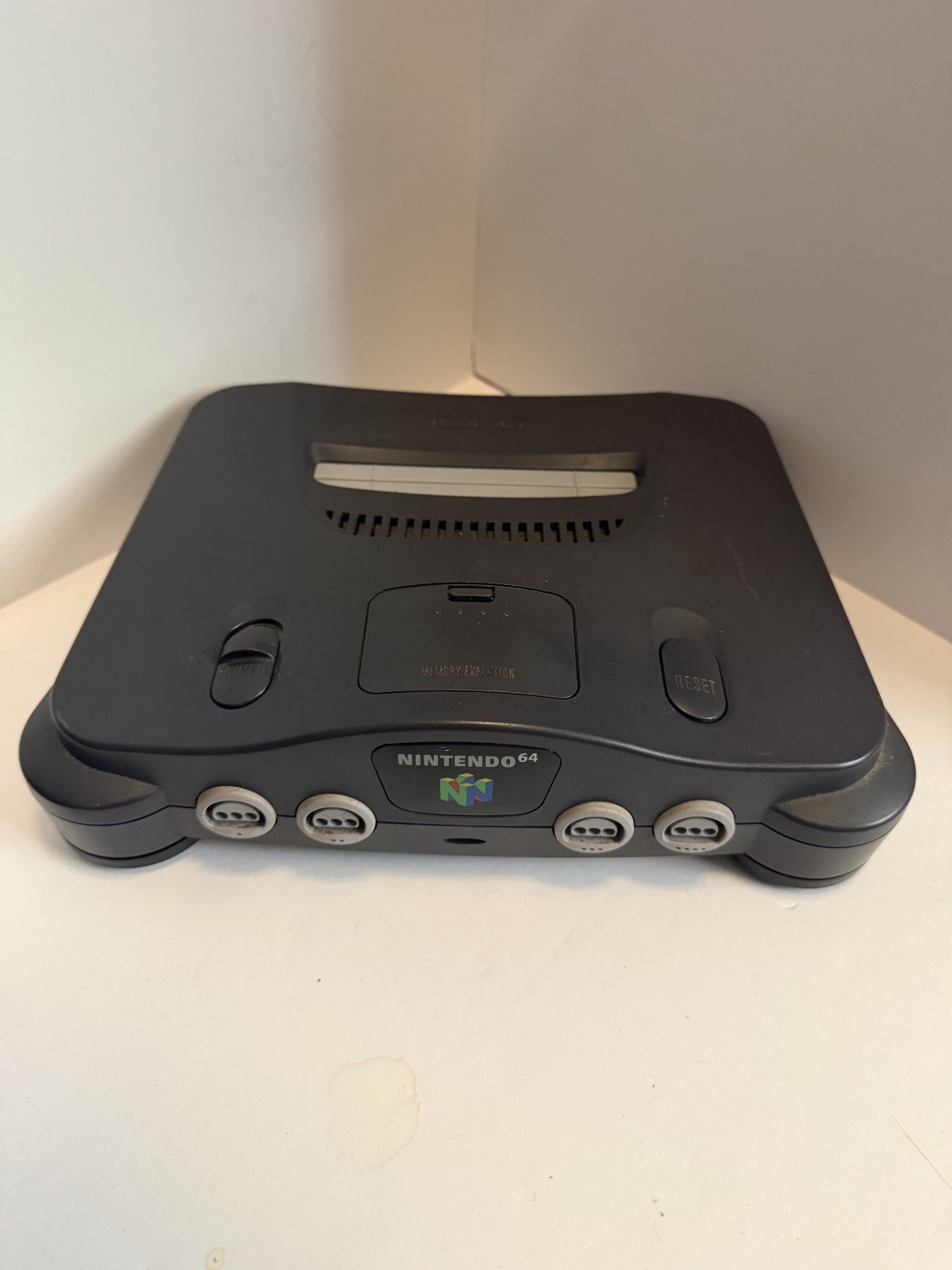 Nintendo 64 System 32MB Home Console – Charcoal Gray
