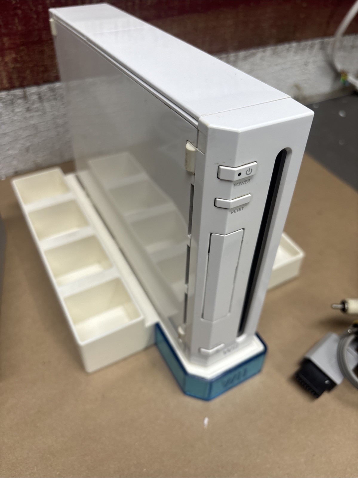 Nintendo Wii RVL-001 White – Console Only Tested Works Charger, Manuals