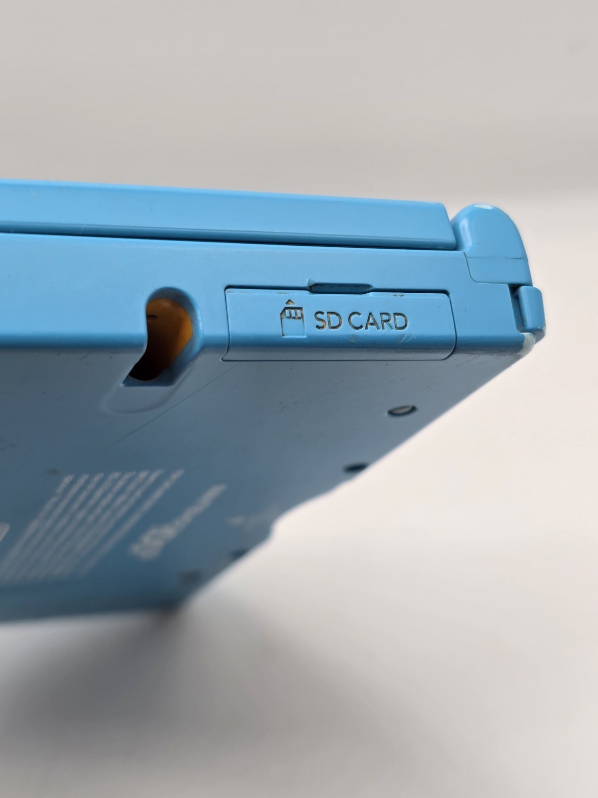 Nintendo DSi DSi Handheld Game Console TWL-001 Aqua Blue
