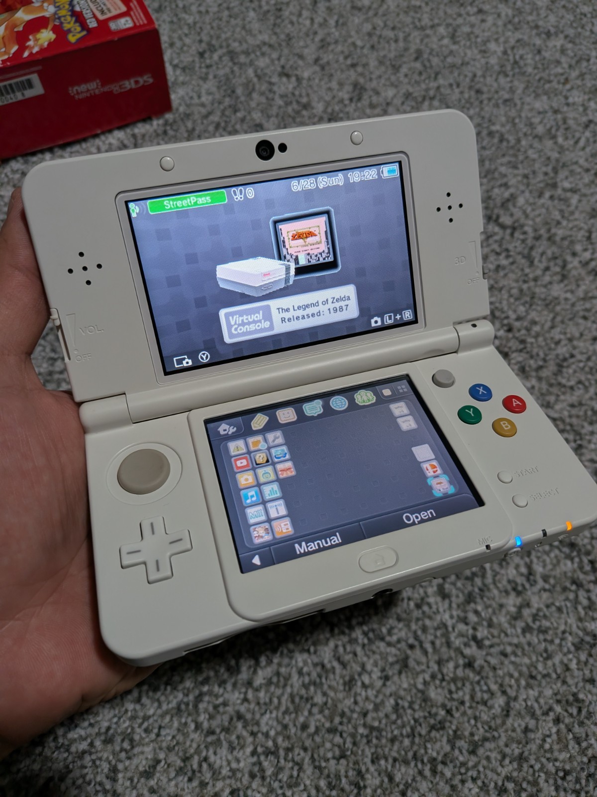Nintendo «New» 3DS Pokemon 20th Anniversary w/ Box Faceplates 4GB Wi-Fi