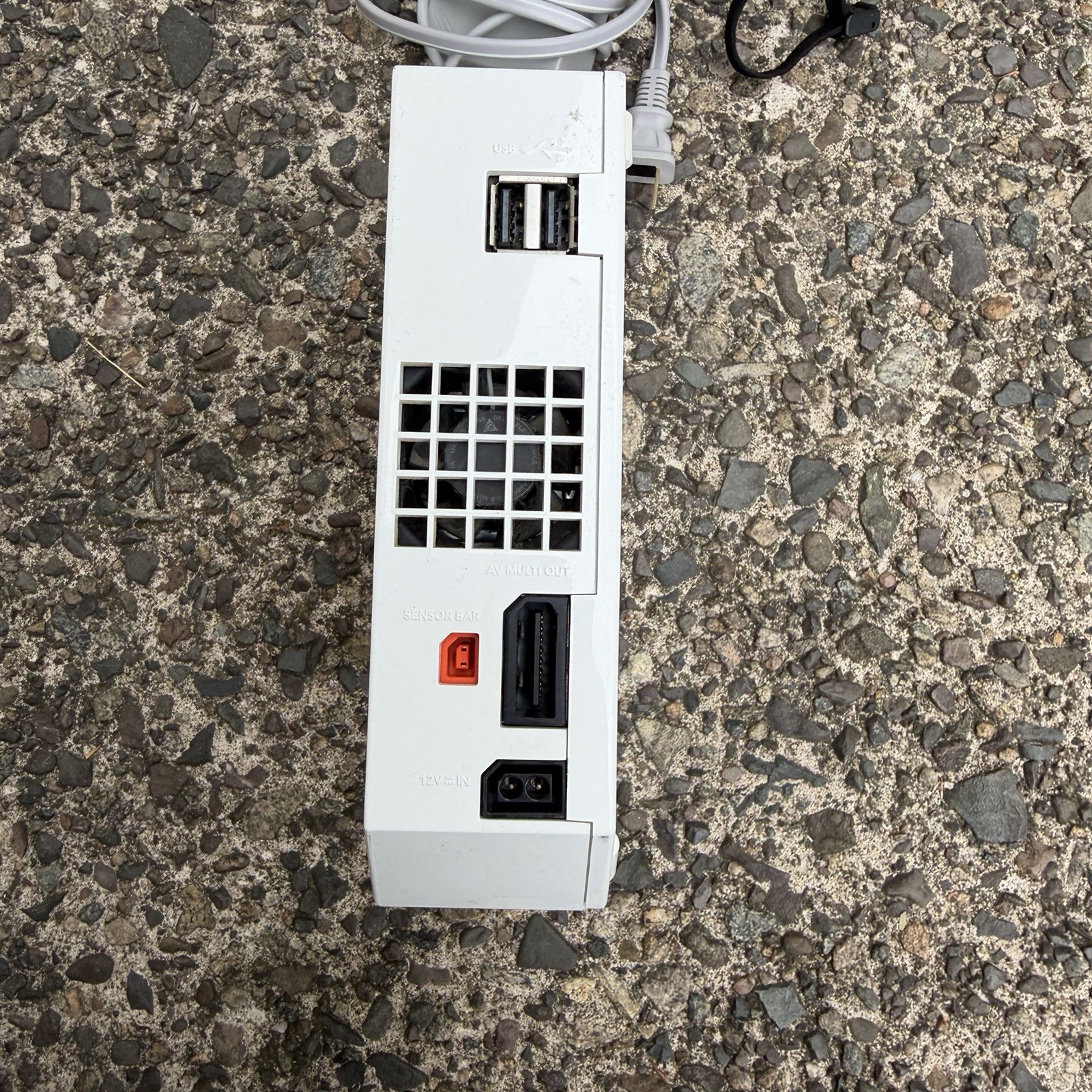 Nintendo Wii RVL-001(USA) Console Bundle – White