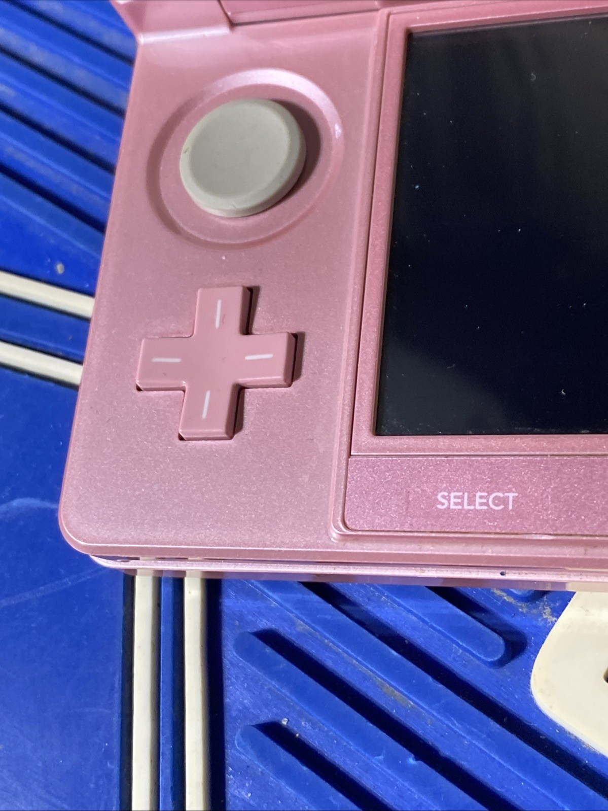 Nintendo 3DS «Pearl Pink» OEM Charger, 2GBcard, Mario tennis game. tested A-1