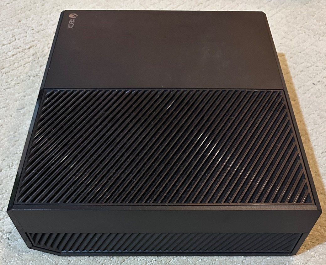 Microsoft Xbox One Model 1540 500GB Black Home Console ONLY w/ Original Box