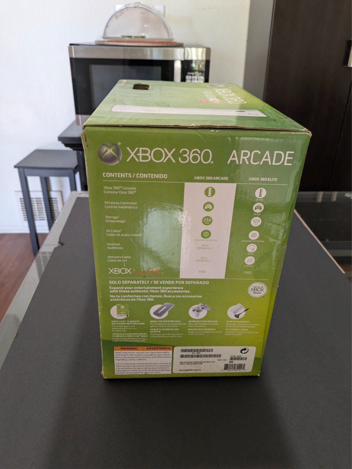 Microsoft Xbox 360 Arcade – FACTORY SEALED NIB Never Opened 256mb collector item