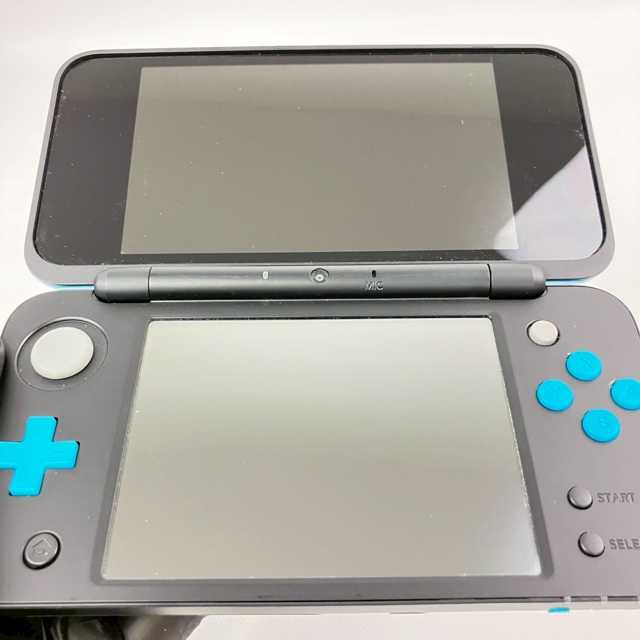 Nintendo new 2DS XL LL Turquoise x Black Console Boxed A Rank Japanese Only 194