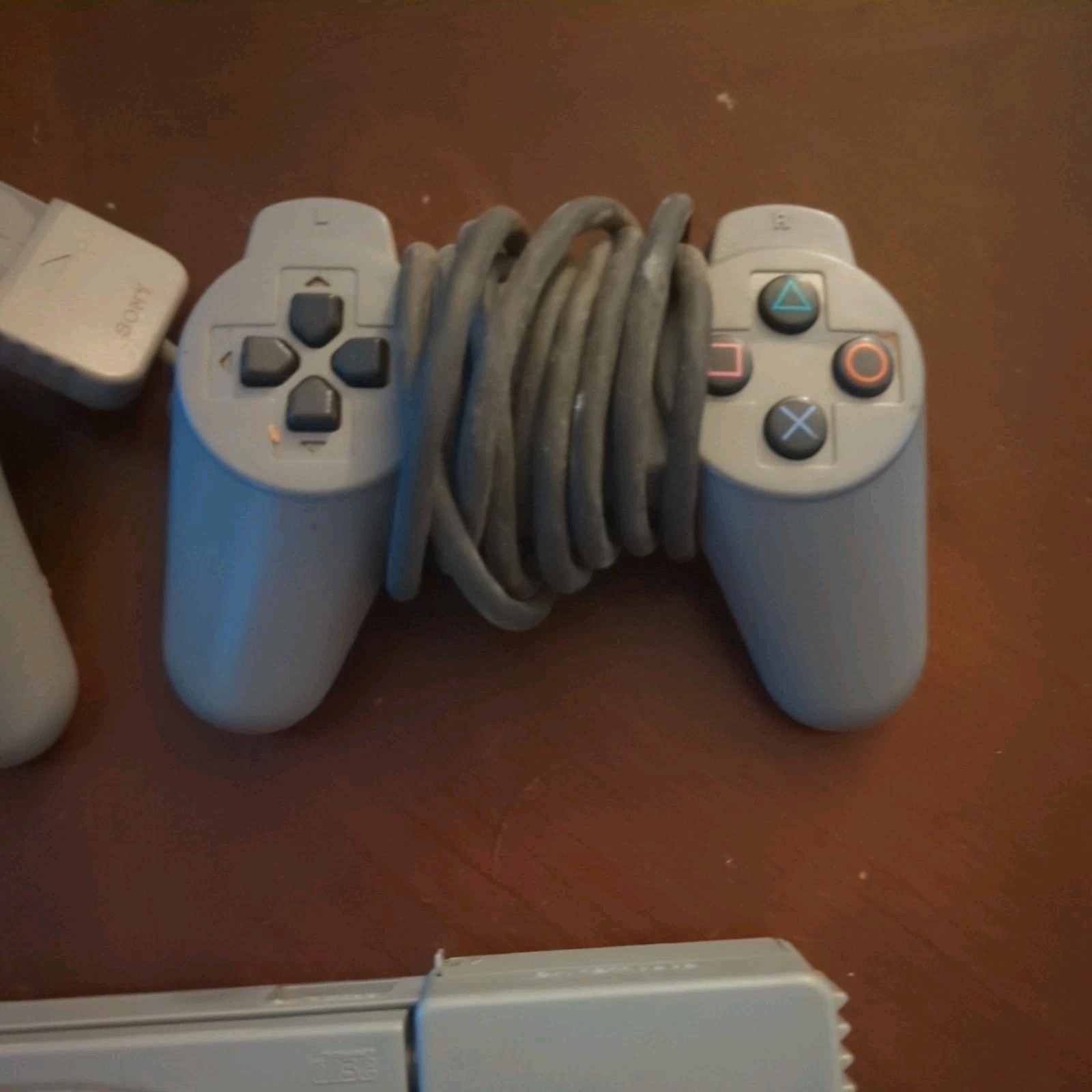 VTG SONY PS1 Console Model SCPH-1001 two controllers – AS IS