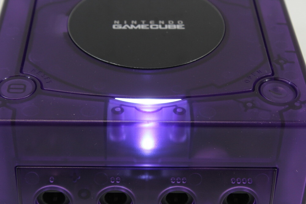Nintendo Gamecube Clear Transparent Purple Console & AC AV NTSC-U/C DOL-001