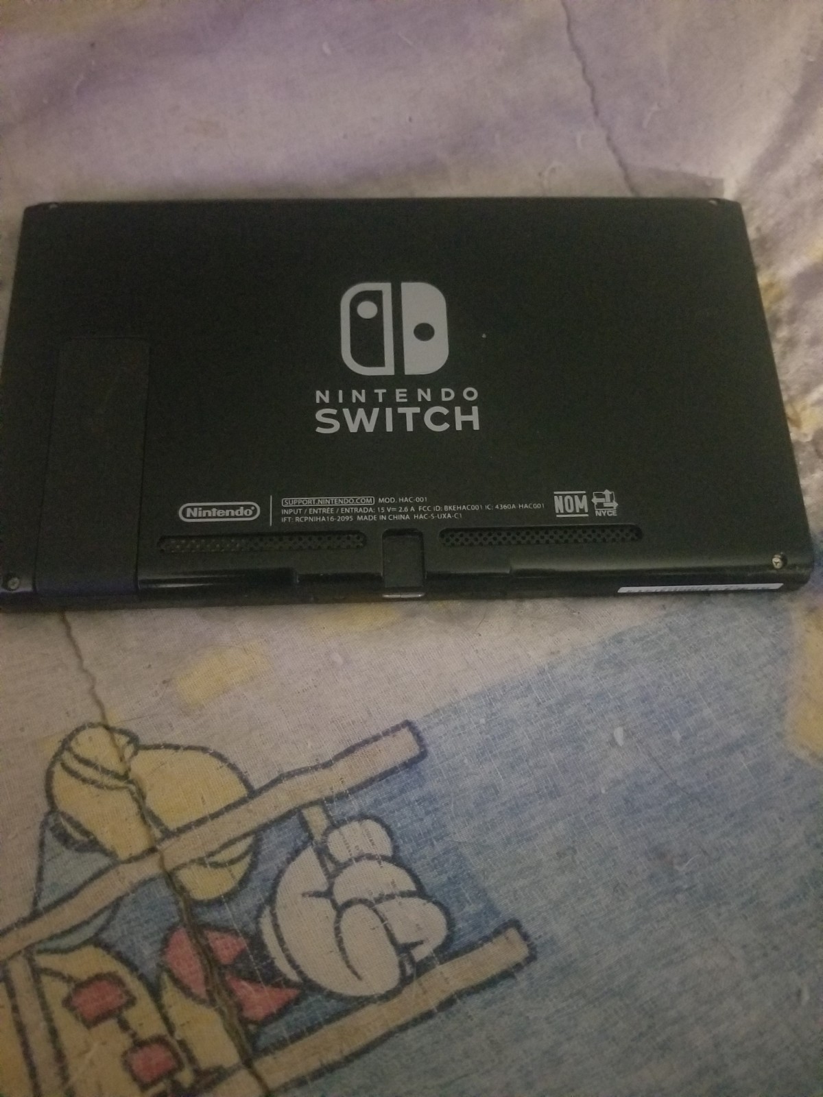 Nintendo Switch With Joycons And Grip/ Dock/ Controller And 4 Games