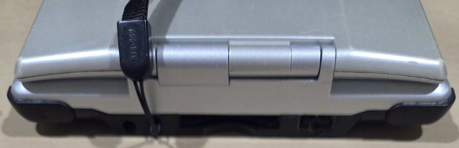 Nintendo DS Silver Handheld System – NTR-001 – TESTED AND WORKING + 3 Games