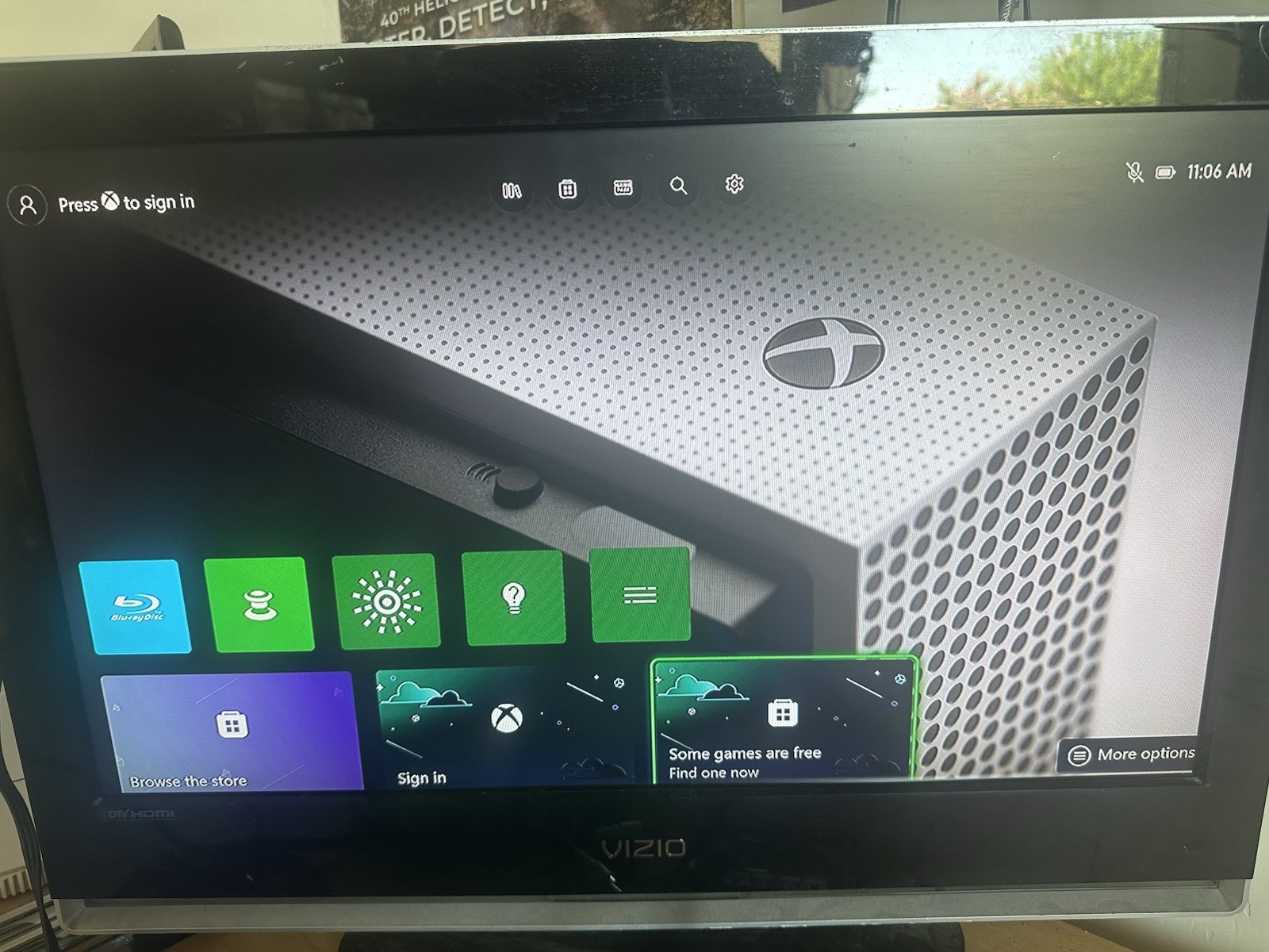 Microsoft Xbox One S 1Tb 1 Controller 2 Games Model 1681