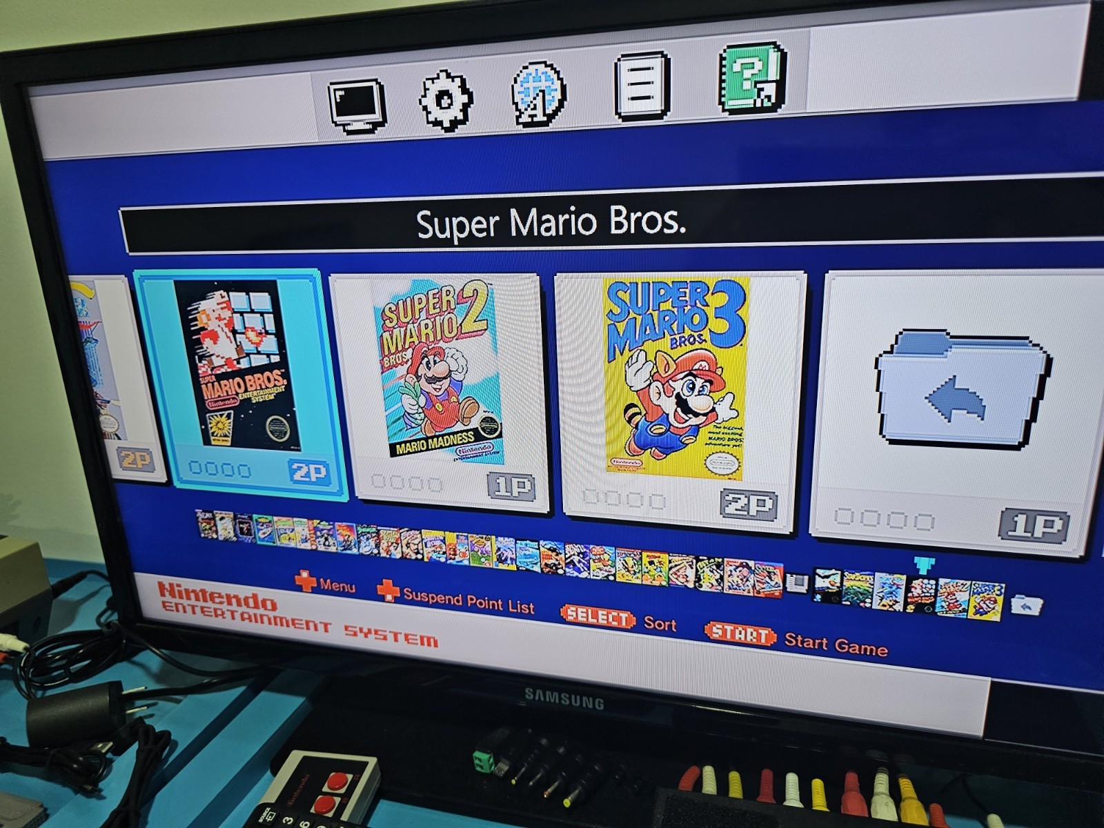 Nintendo NES Classic Edition Console + Nyko Wireless Controller- Fully Loaded