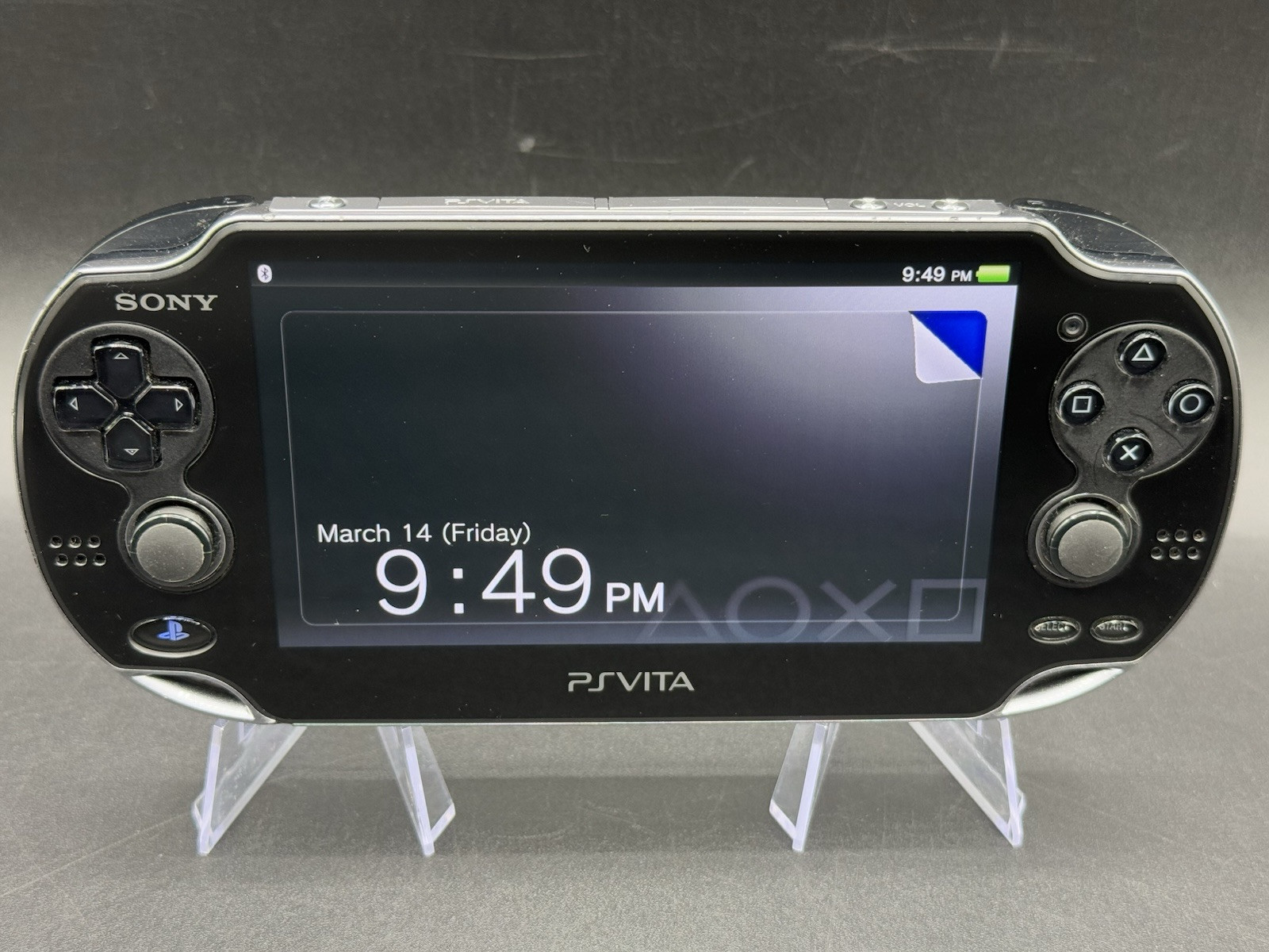 Sony PlayStation PS VITA PCH 1001 Black Console W/Charger & OEM 4GB Memory Card