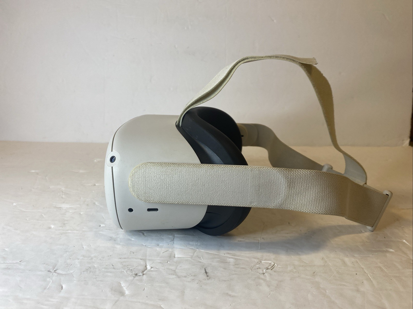 Meta Quest VR System KW49CM
