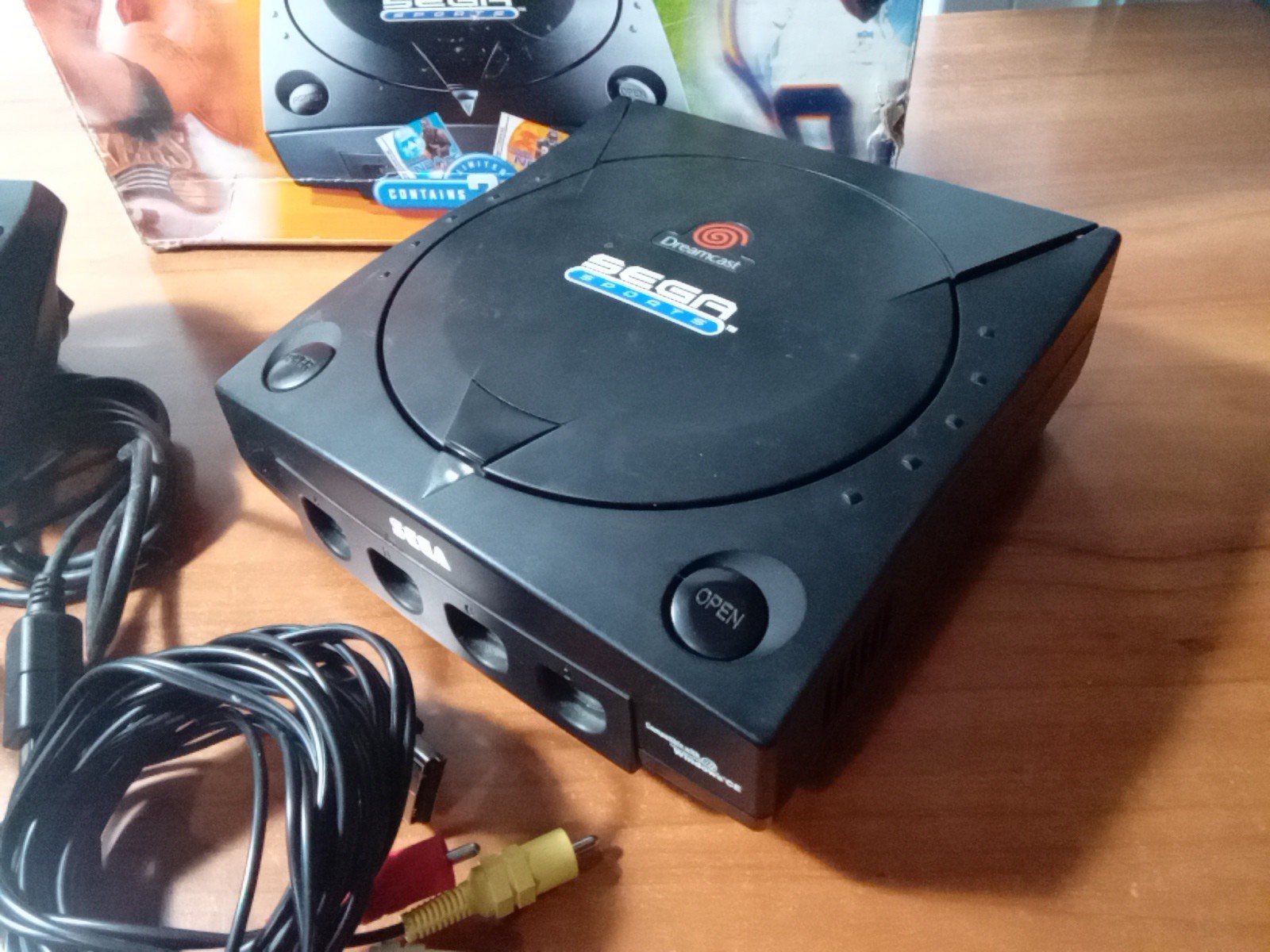 Sega Dreamcast Sports Edition Black Console Bundle NTSC USA Box + Manual TESTED