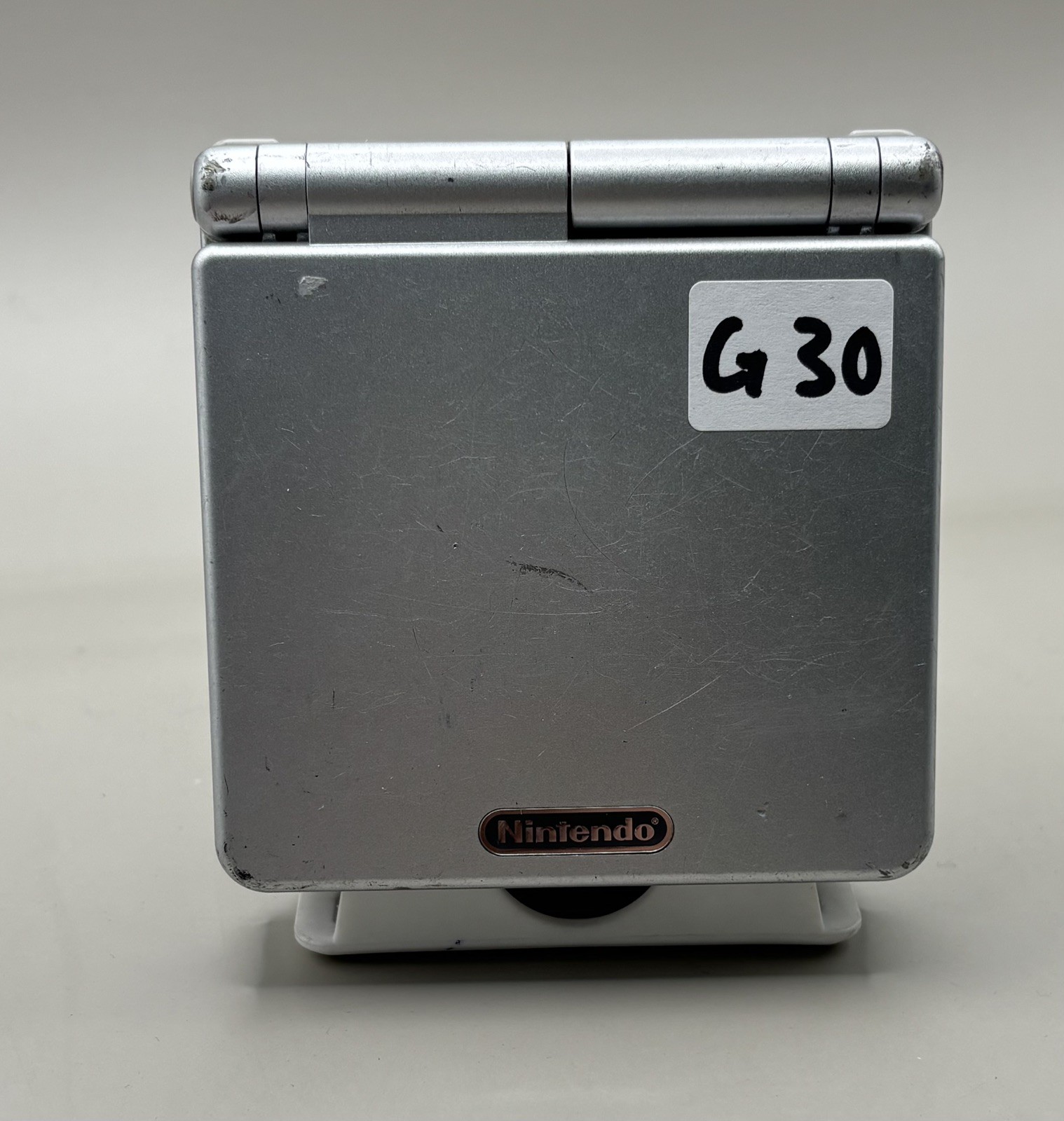 Nintendo Game Boy Advance SP – Silver (G30) READ DESCRIPTION