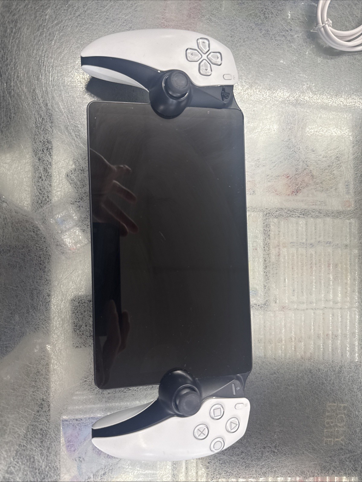 Sony PlayStation 5 (PS5) CFI-Y1001 PlayStation Portal – Cracked Screen