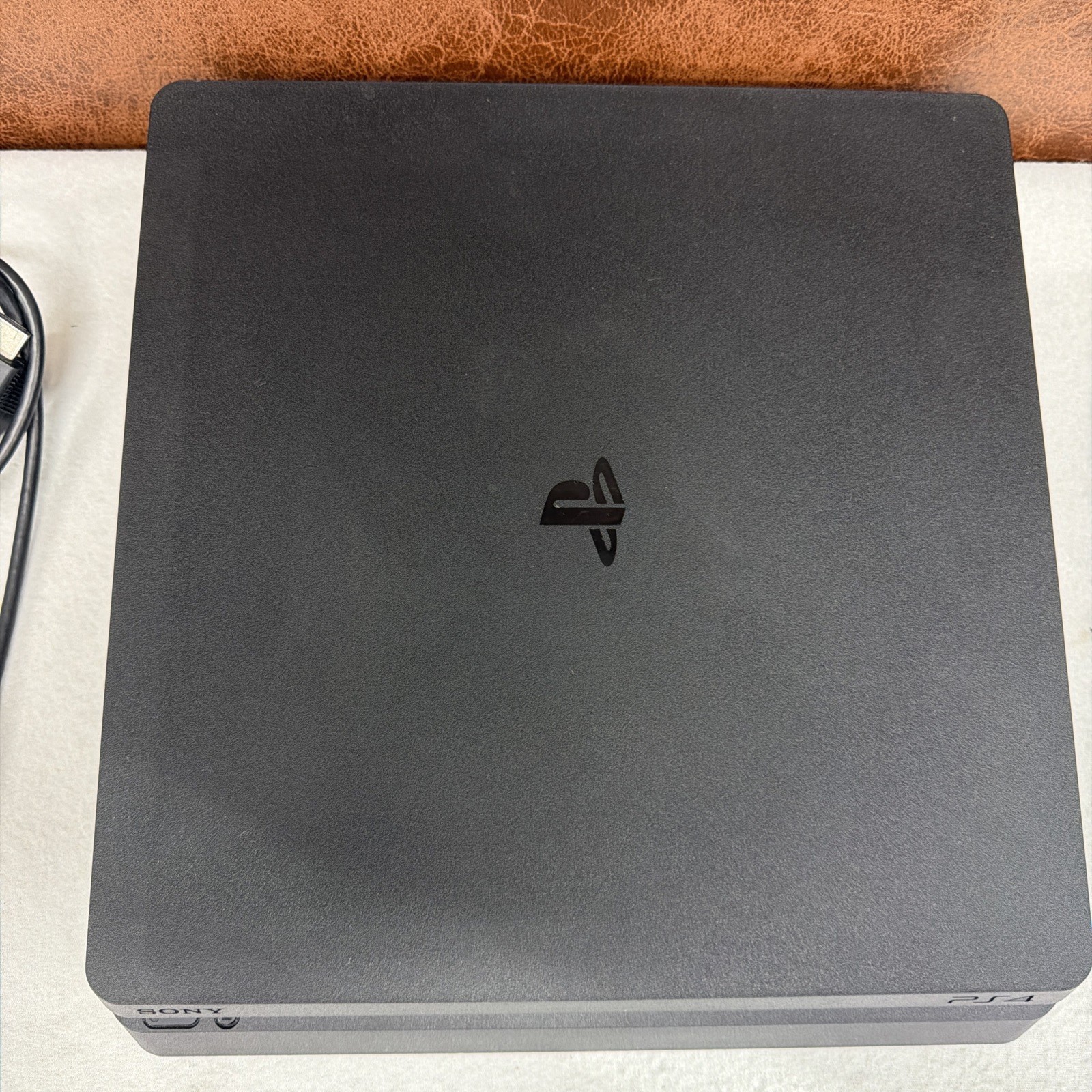 PS4 Model CUH-2015A Black 2 Wireless Controllers HDMI & Power cord