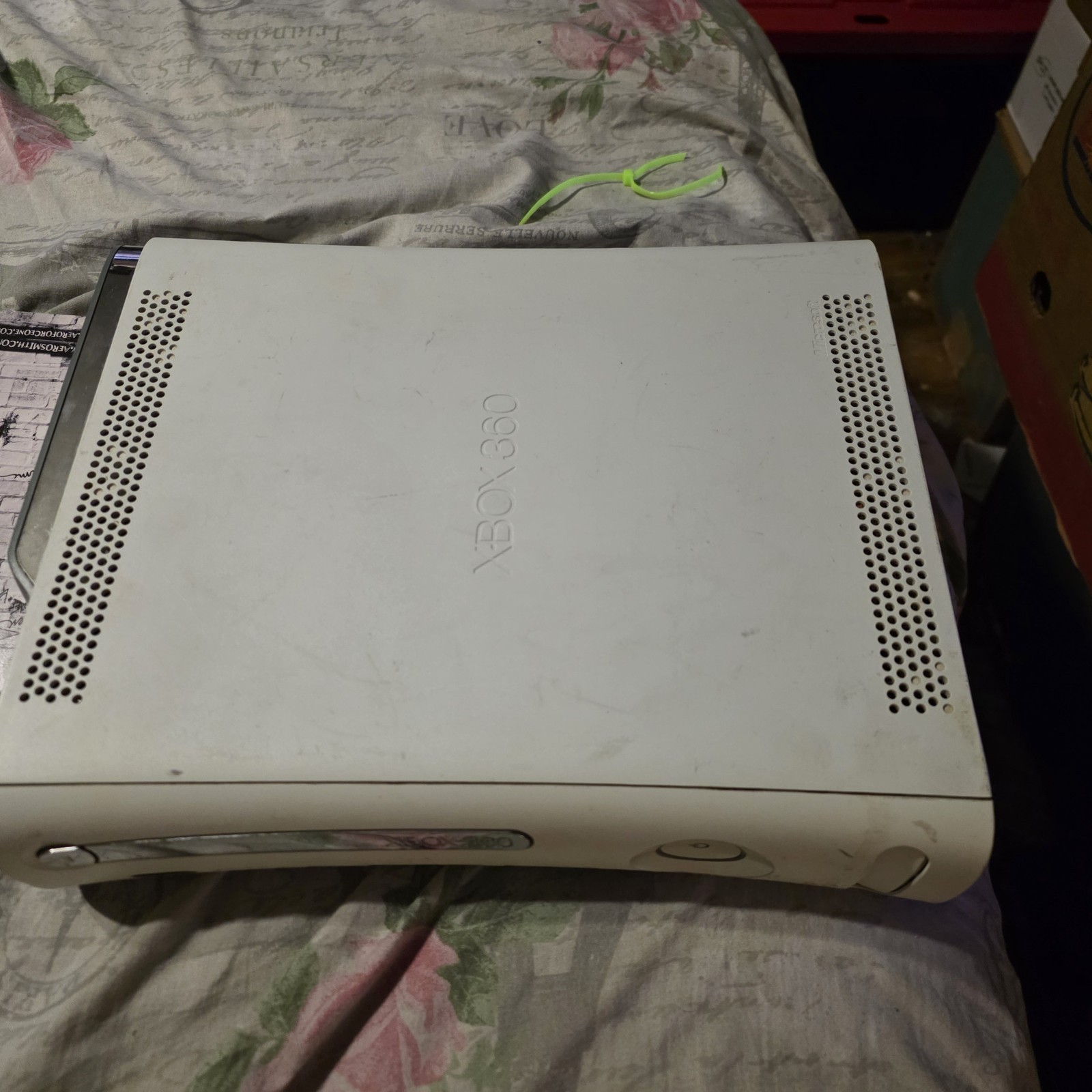 Microsoft Xbox 360 Pro 20GB Console – Matte White Defective As Is Update Fail Er