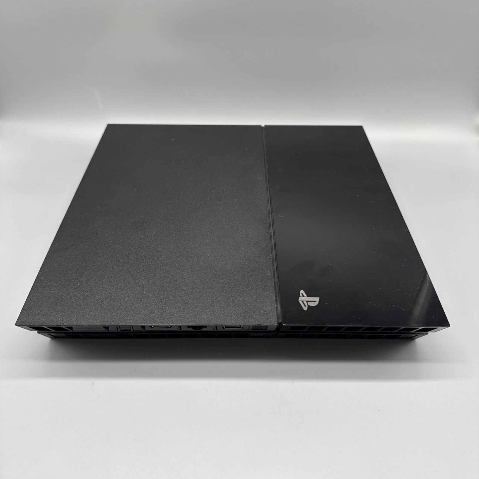 Sony PlayStation 4 PS4 CUH 1115A 500GB Console Low Firmware 5.55