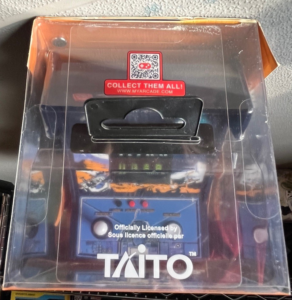 My Arcade Space Invaders Micro Player Pro: 6.75″ Mini Arcade Machine Video Game
