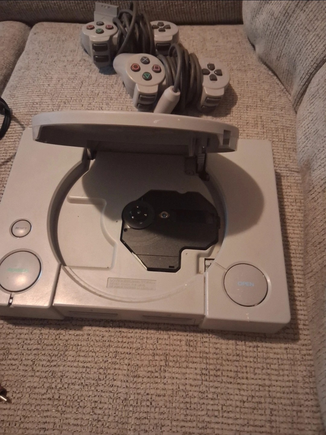 Tested Sony PlayStation 1 PS1 Gray Console w/ 2 Controllers, Composite RCA AV