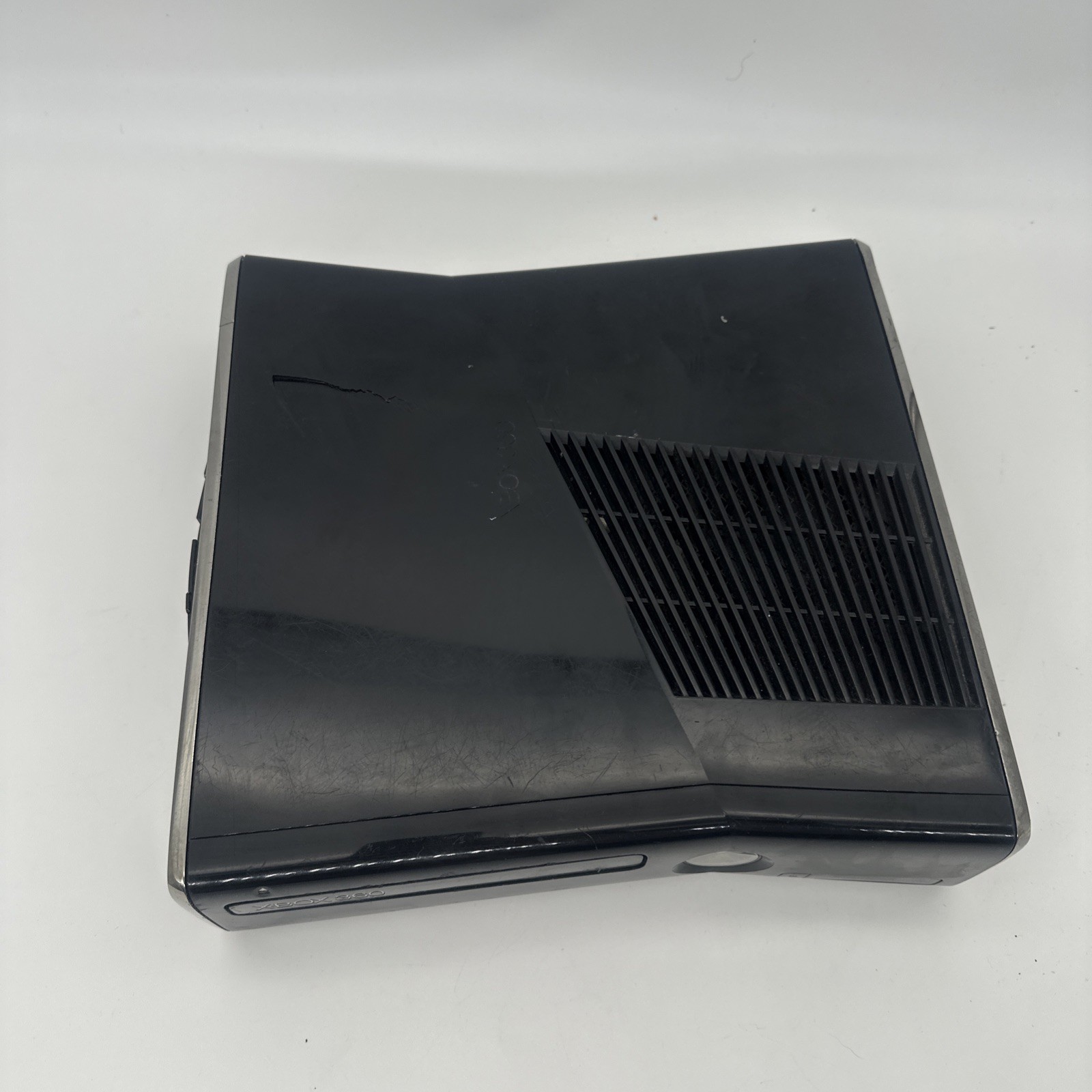 Microsoft Xbox 360 S Console Only, Model 1439 Black WORKS *No Hard Drive*