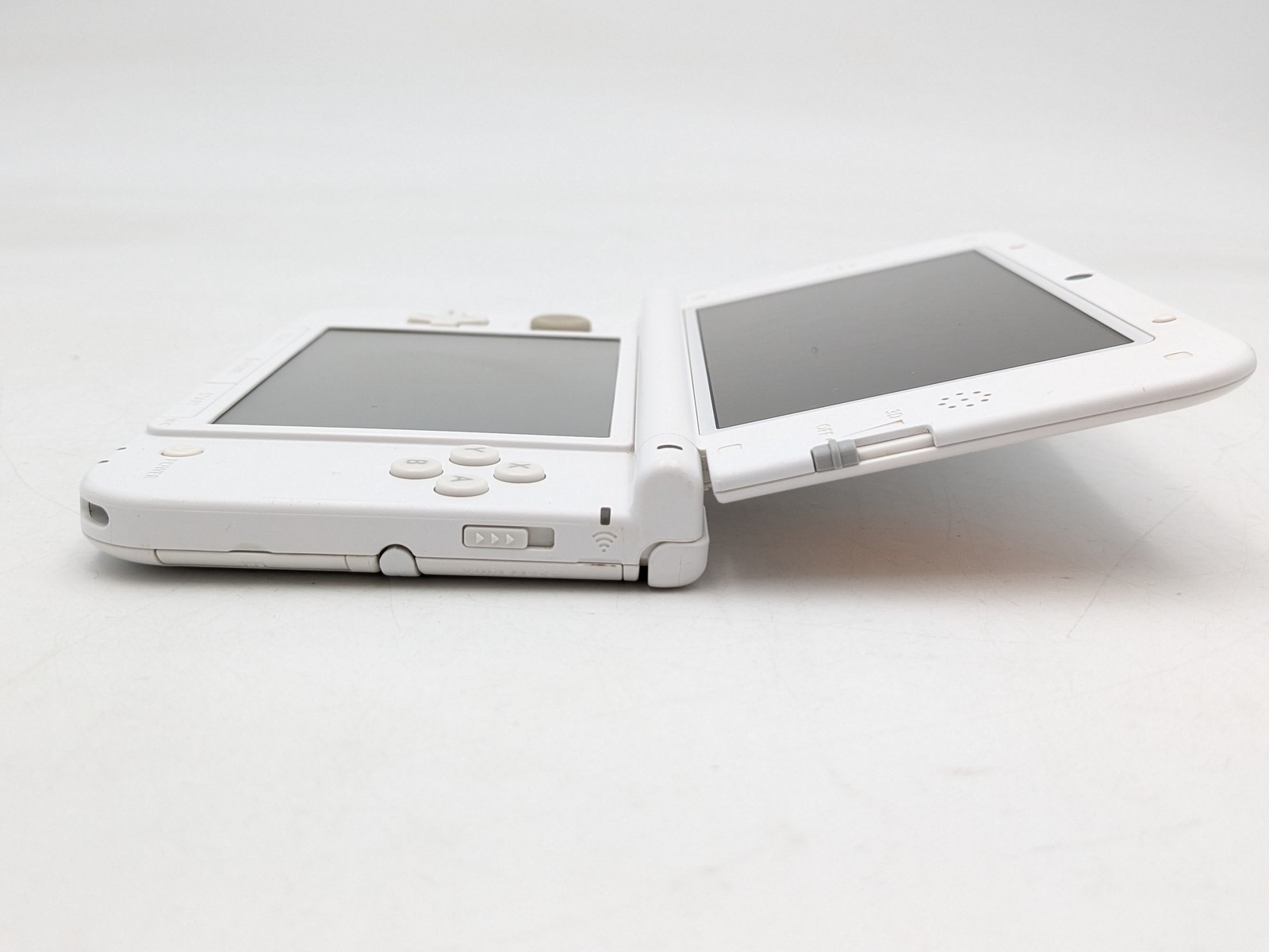 Japanese Nintendo 3DS LL Handheld Gaming Console (SPR-001(JPN) – White