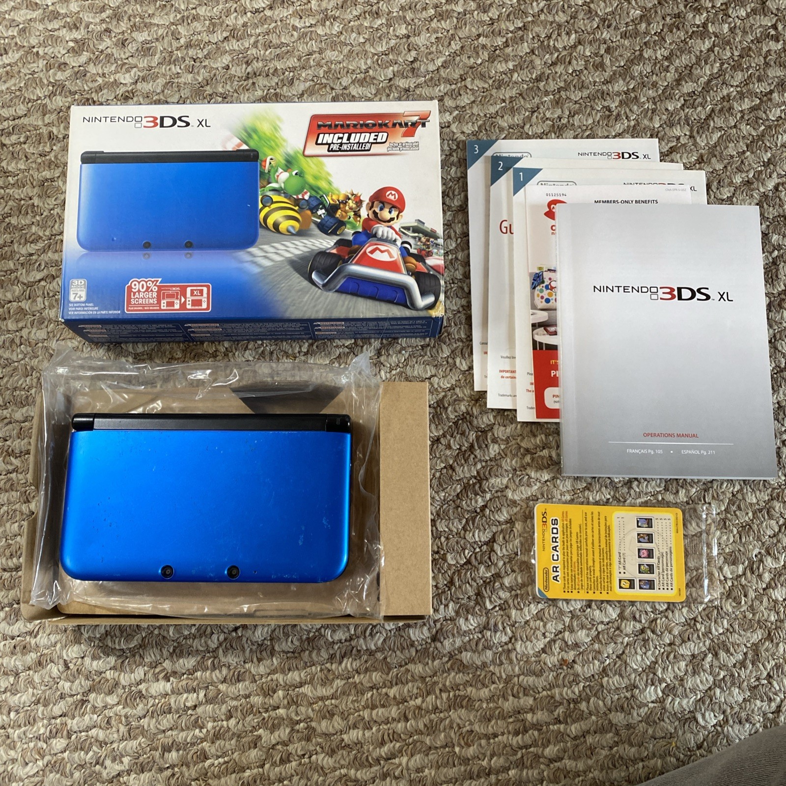 Nintendo 3DS XL Handheld System – Blue/Black USA In Box CiB With Charger