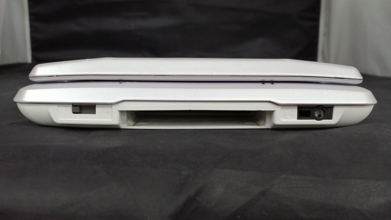 [Rare] Nintendo DS Mew Edition Pokémon Center NTR-S-PC2 A3142