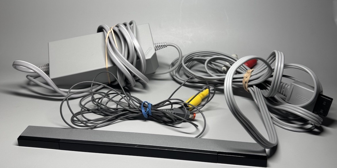 NINTENDO WII System Bundle-Lot – Power, Cables, Sensor Bar- WORKS