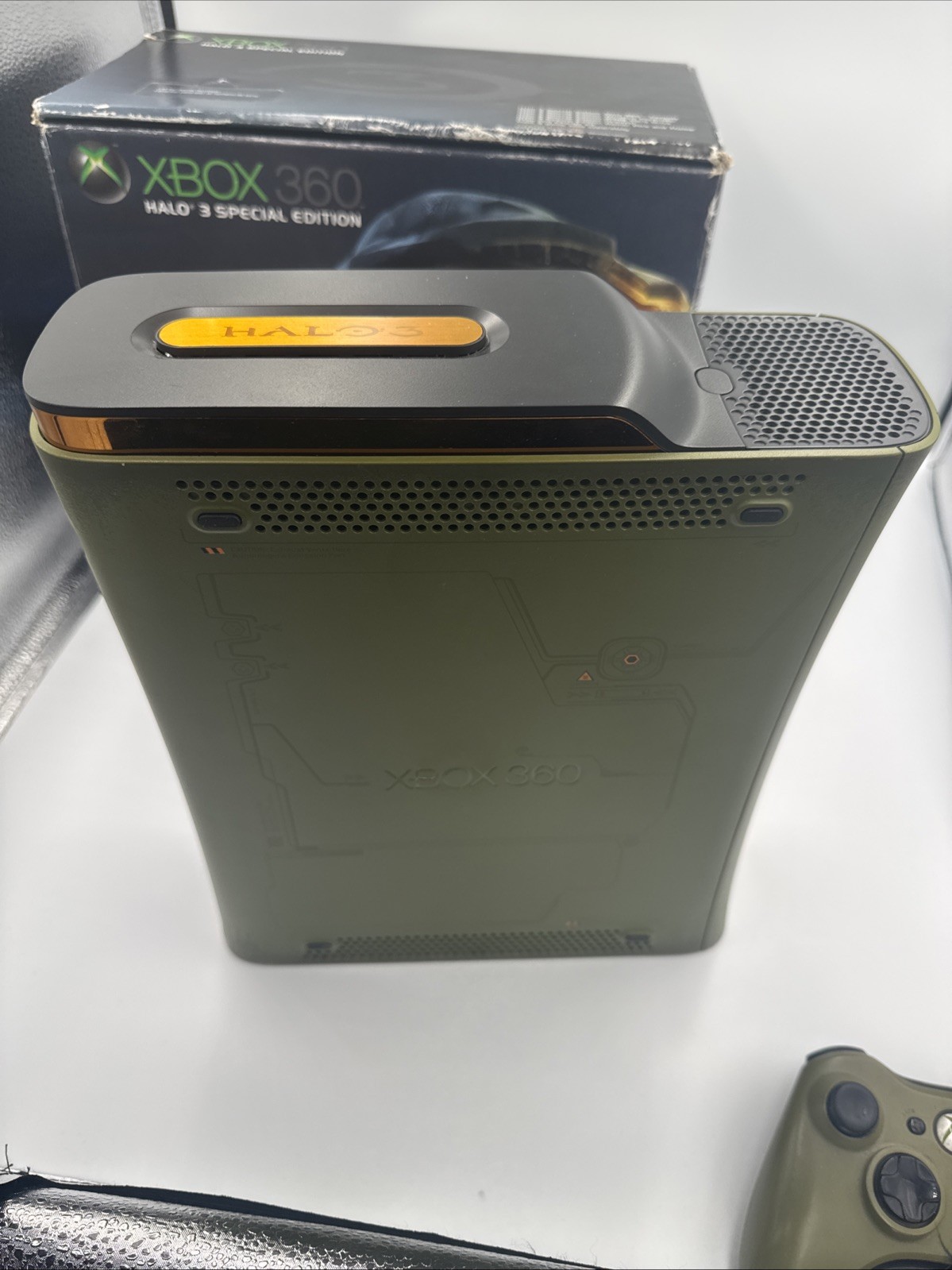 Halo 3 special edition xbox 360 console- Green Edition (read Description As Is )
