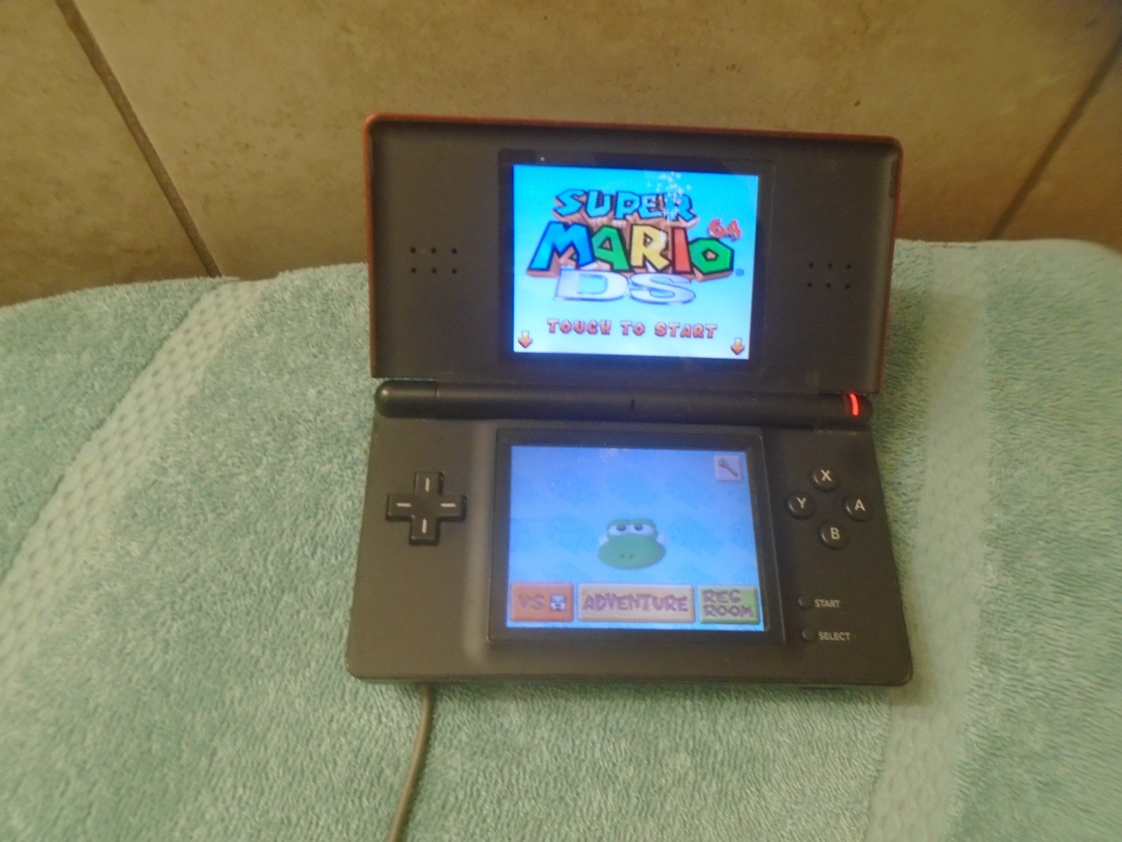 Nintendo DS Lite Crimson Handheld System – Red/Black tested with super mario 64