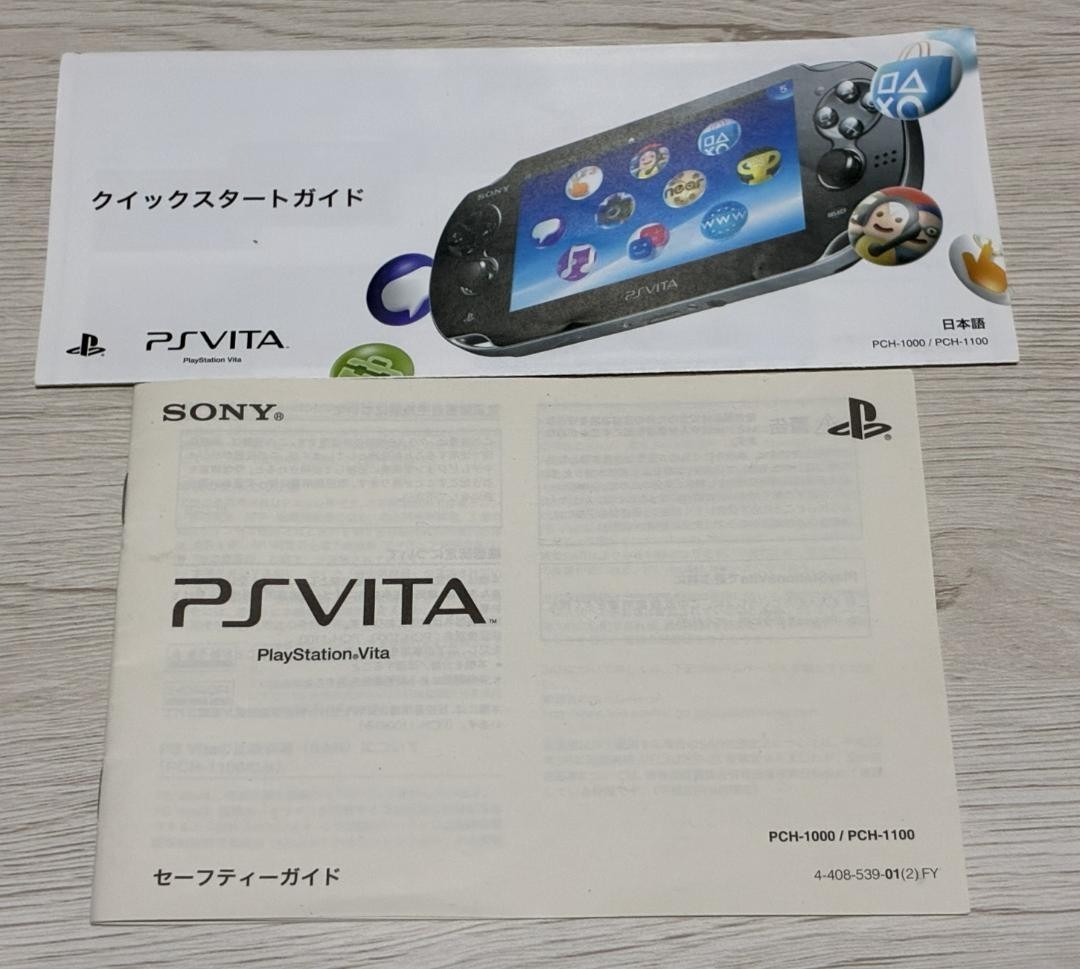 Excellent Sony PlayStation PS Vita PCH-1000 Crystal Black w/charger