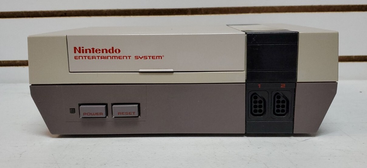 NES Action Set Complete w/Console Orange Zapper Duck Hunt Mario Bros & More READ