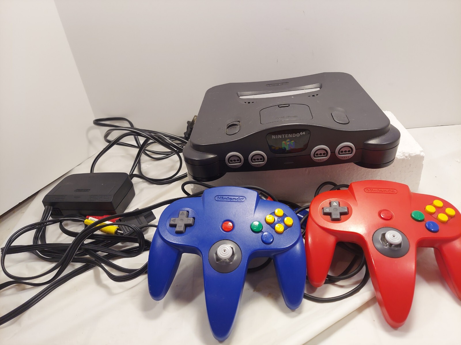 Nintendo 64 Console Bundle