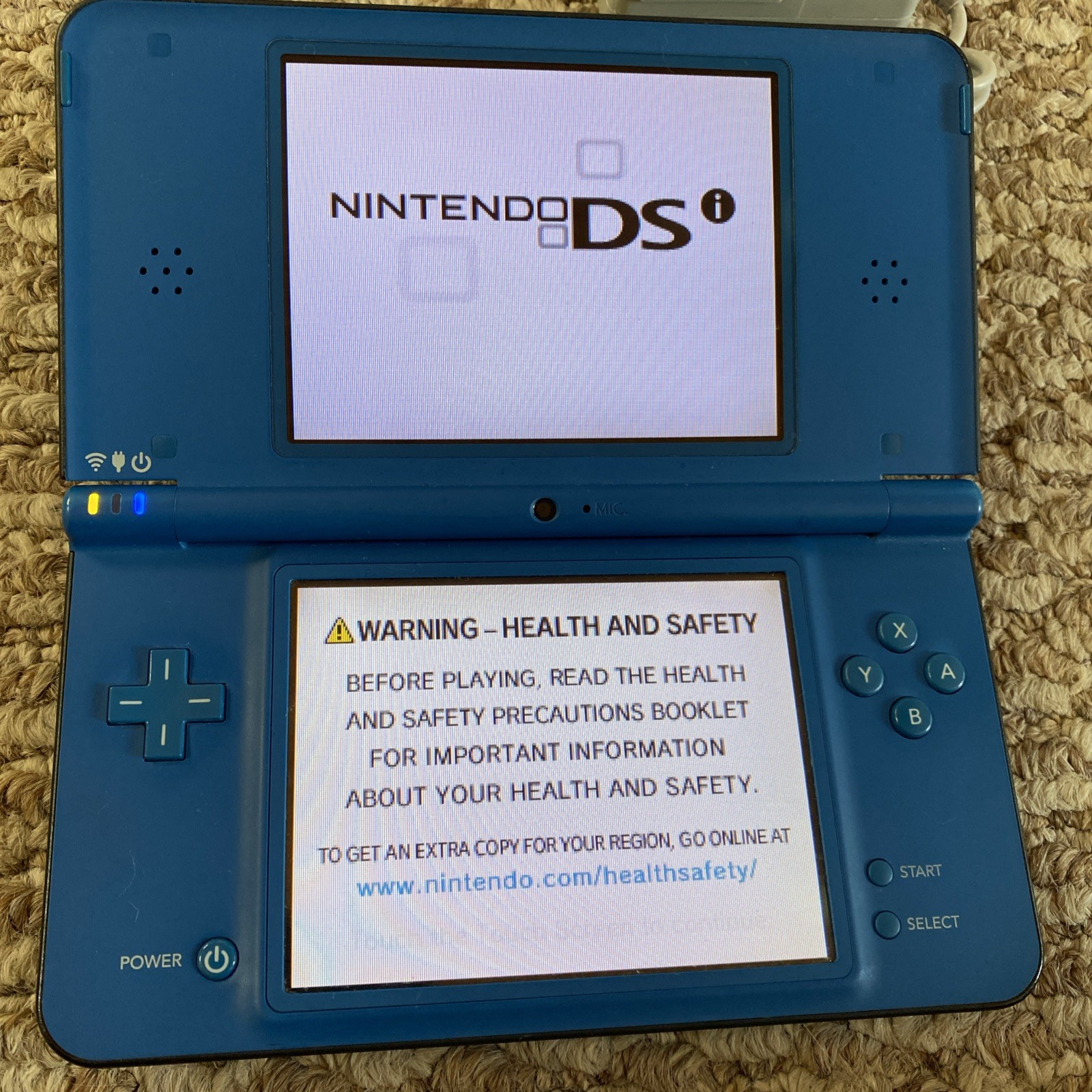 Nintendo DSI XL Blue Handheld Console Wi-Fi Capability w Charger Tested USA